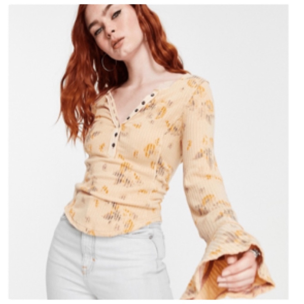 Free People LAYER ME HENLEY TOP NWT - Picture 10 of 16